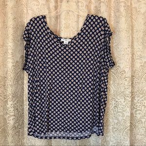 Gorgeous flowy blouse